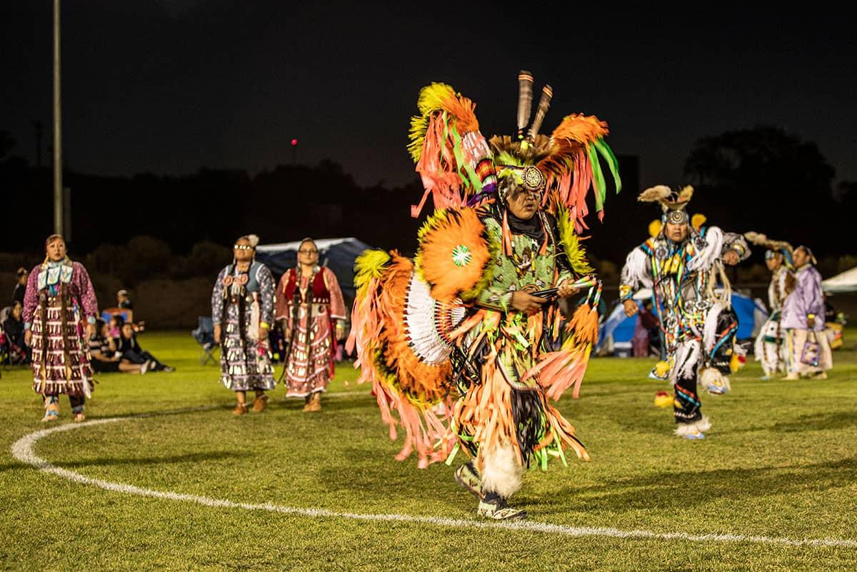 加入所有国家领导协会并支持Powwow!